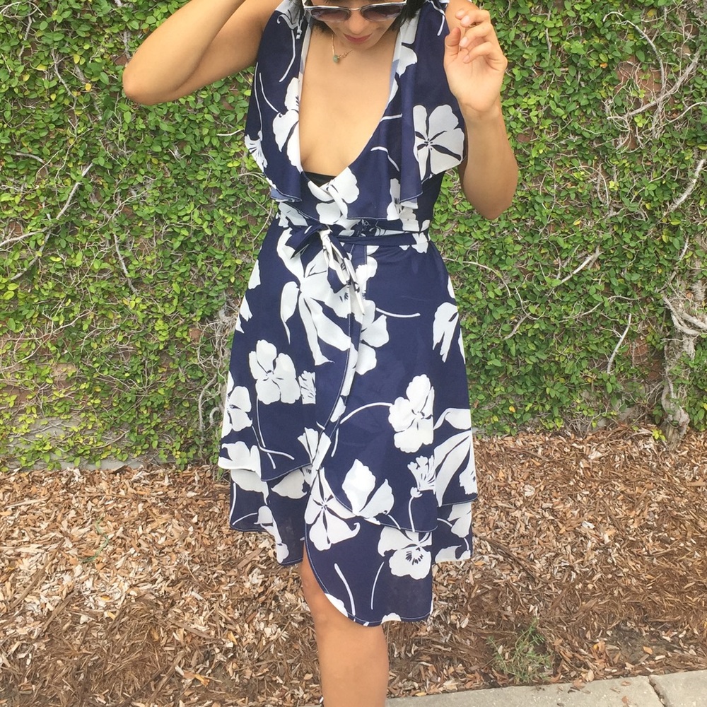 Frederick’s of Hollywood Wrap Dress - Picture 2 of 7